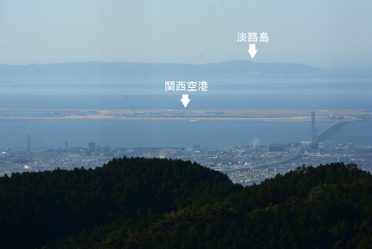 1-19.10.13 和泉葛城山から関空.jpg