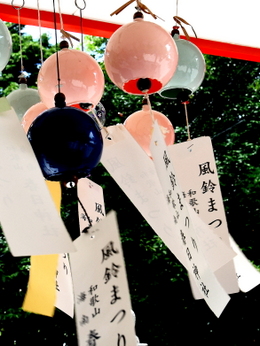1-23.08.14 春日神社の風鈴祭-2.JPG